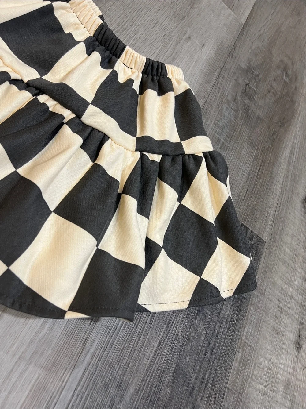 Minimalist Folk Co. checkered skirt size 8Y